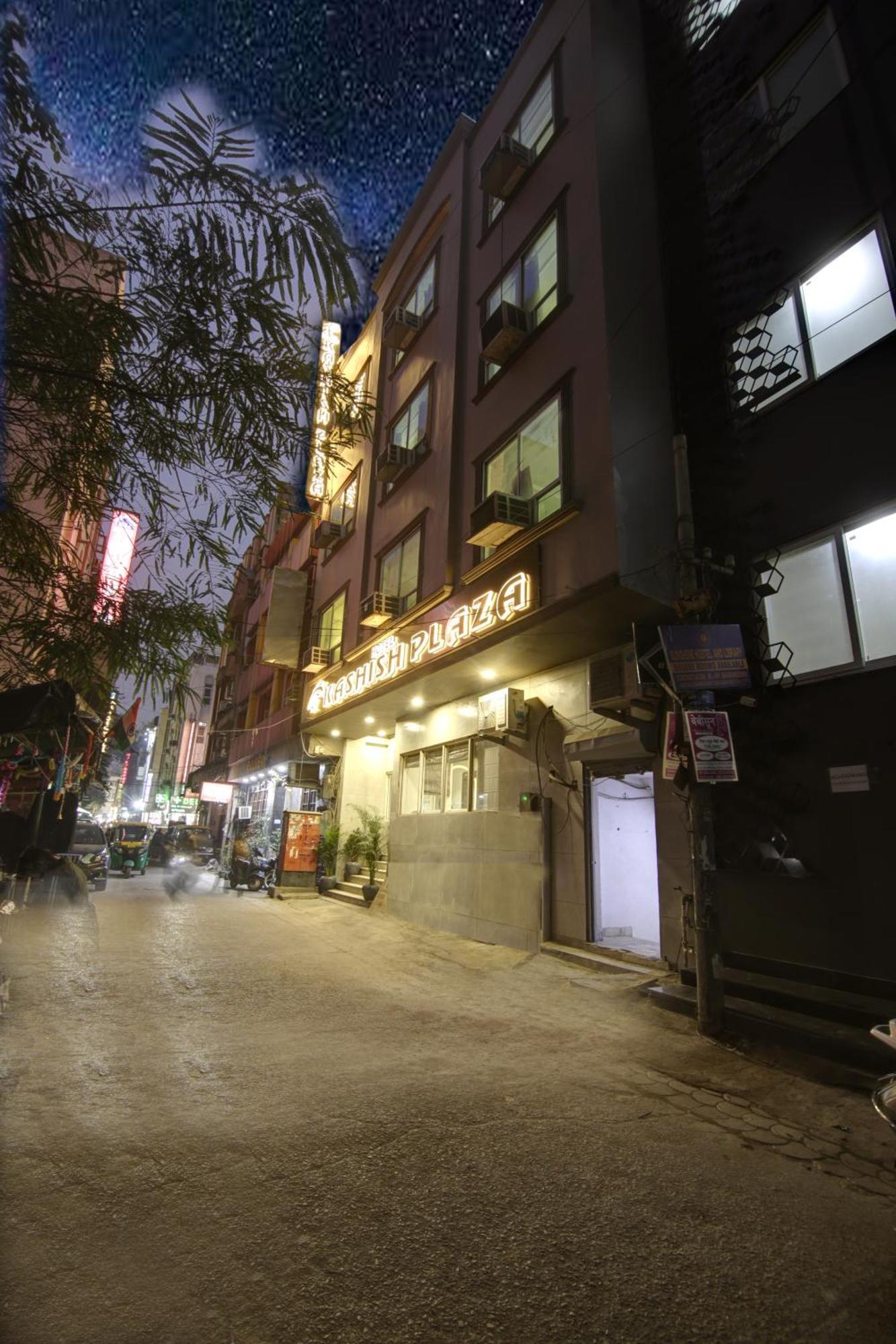 Hotel Kashish Plaza - 5 Mins From Metro Station Deli Exterior foto